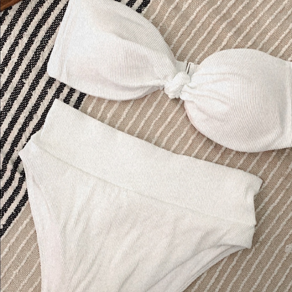 American Eagle white ribbed bikini
